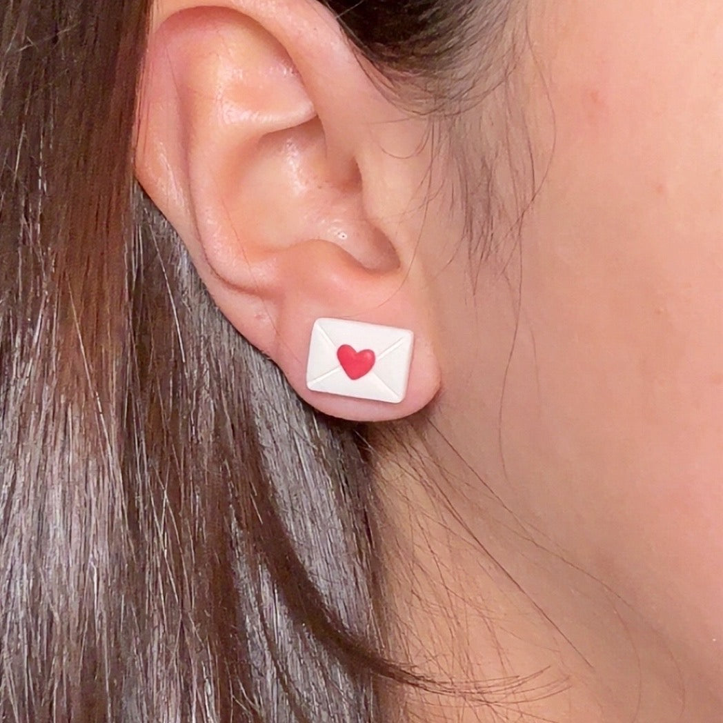 Valentine’s Day Stud Duo