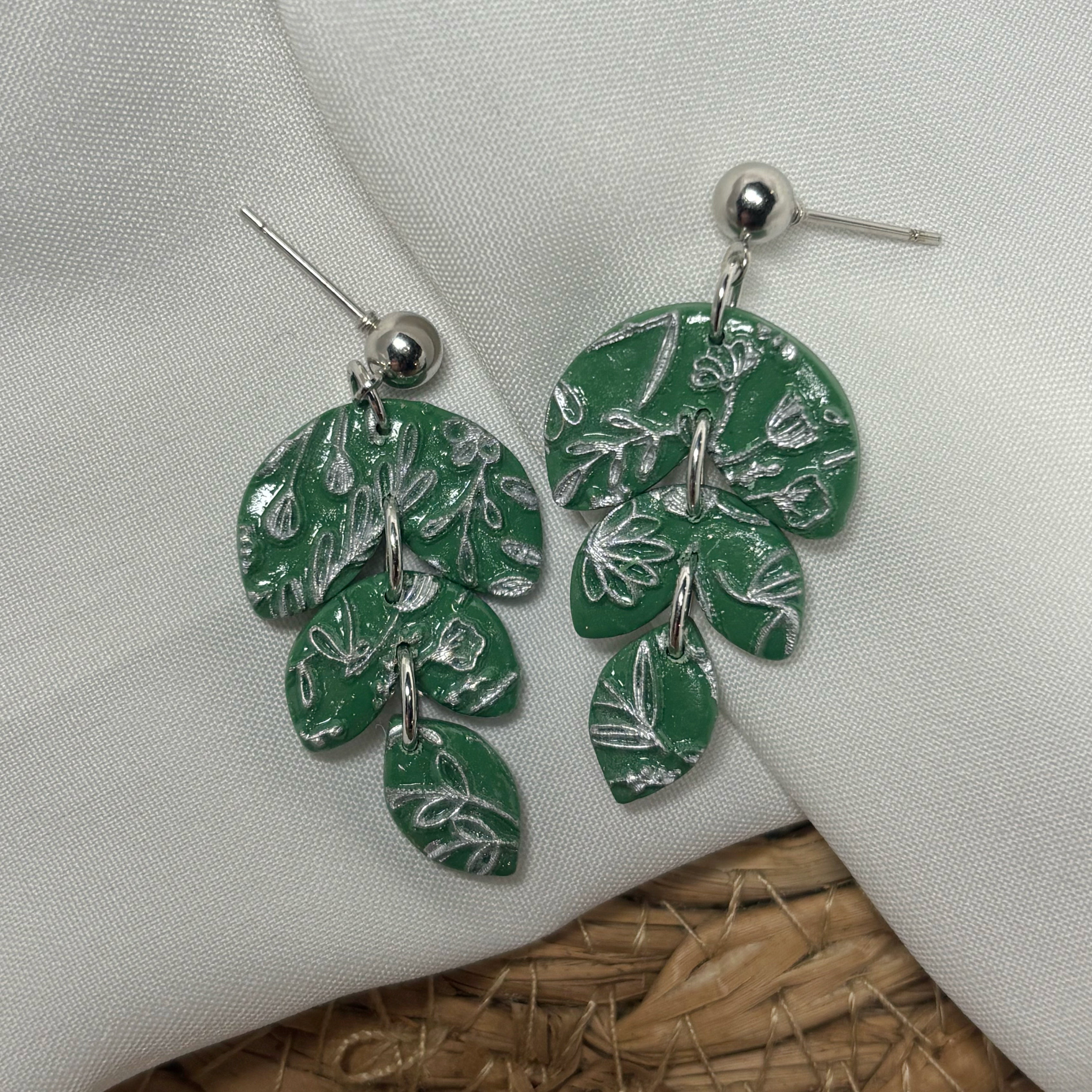 Gilded Leaves Dangles