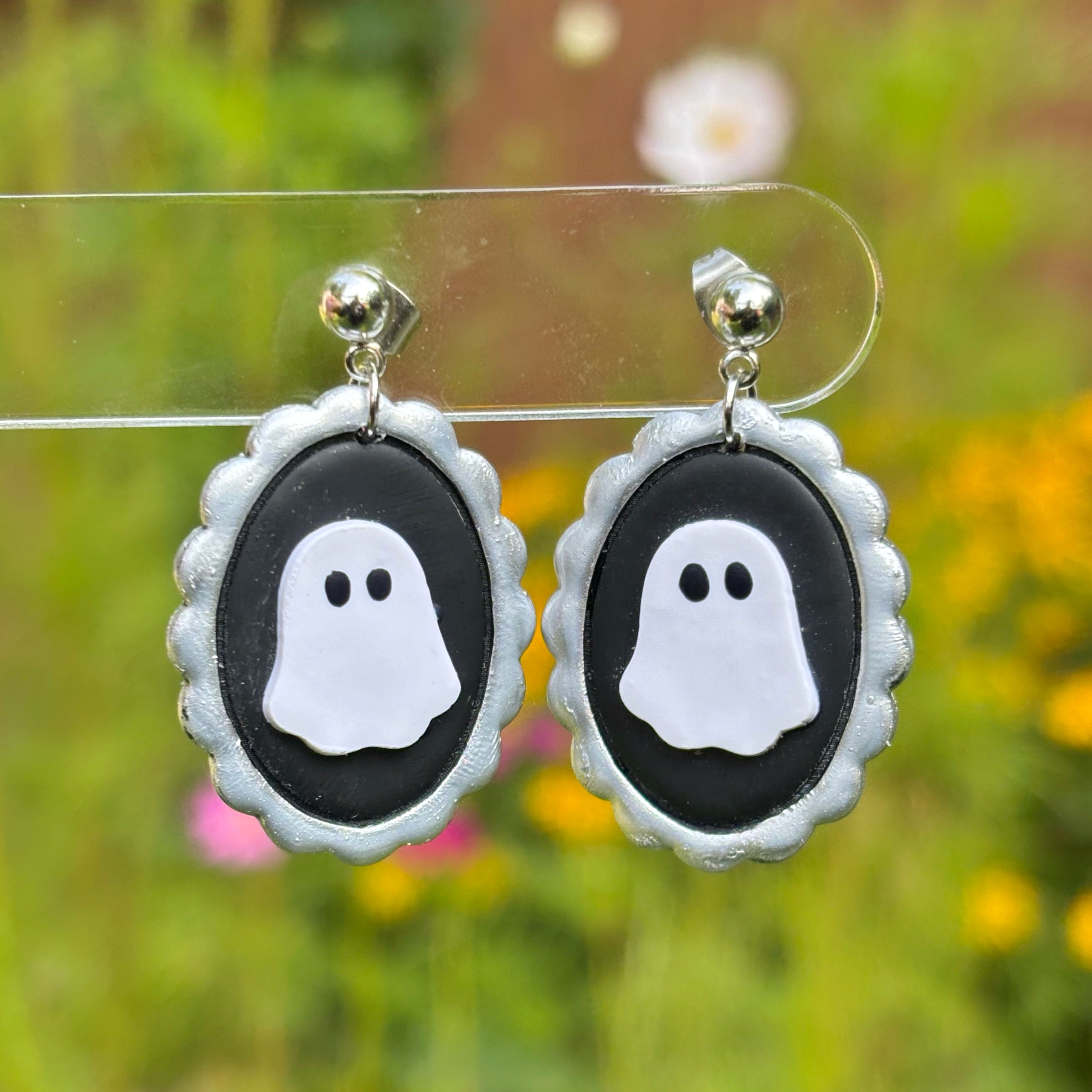 Framed Ghost Dangles